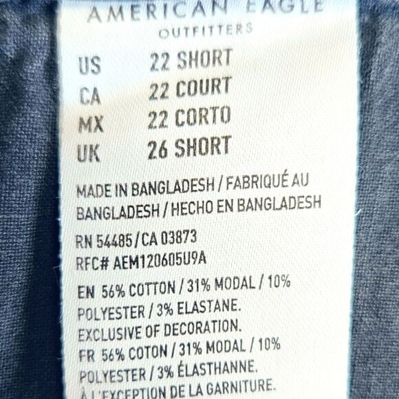 AMERICAN EAGLE Plus Size Black High Rise Stretchy Short Length Jeans - Picture 11 of 12